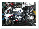 Mobile Motorrad-Rahmenvermessung an Honda CBR 900RR